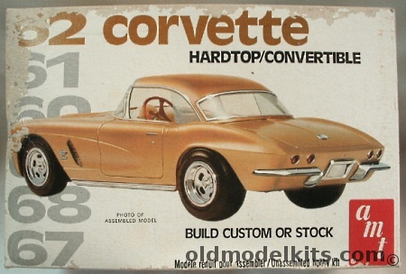 AMT 1/25 1962 Chevrolet Corvette - Hardtop/Convertible, 2205 plastic model kit